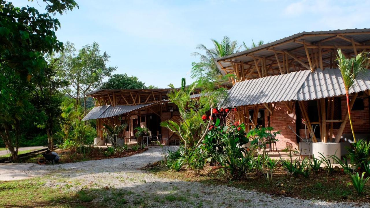 Bamboo Cottage Langkawi Pantai Cenang  Exterior foto